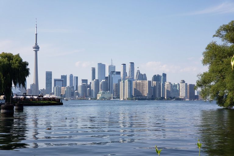 Nhiều sinh viên quốc tế tốt nghiệp tại Canada trở thành thường trú nhân